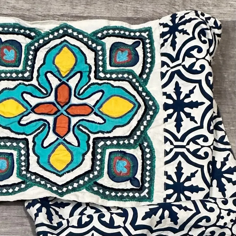 Pier 1 Bright Geometric Winter Table Runner 13” X 70” White Blue Snowflake Decor